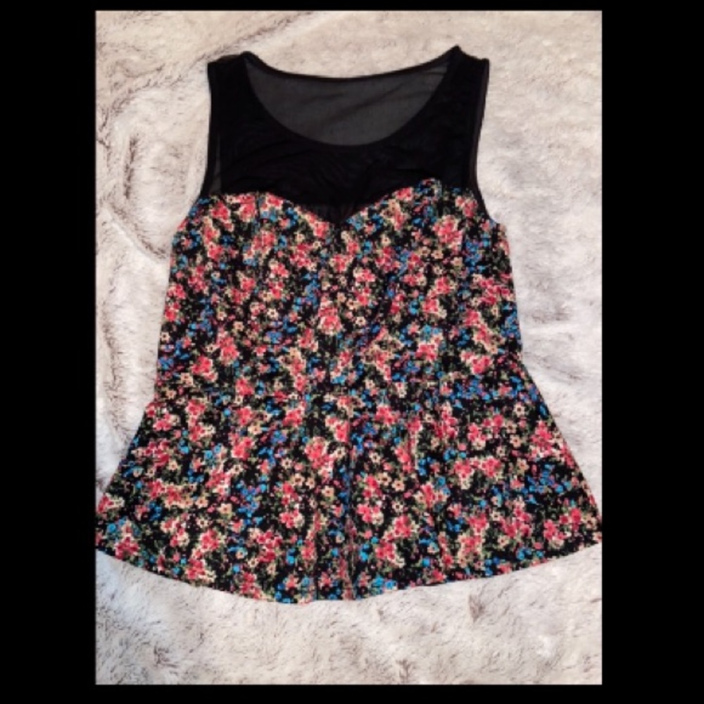 Floral top | pink/ black | Small